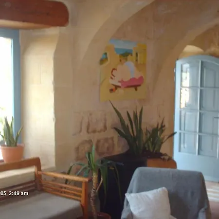 Bebbux Villa *