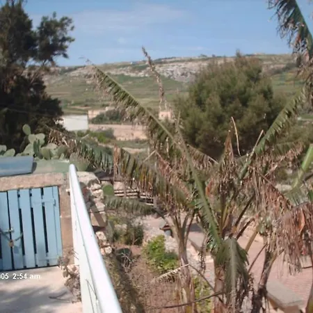 Bebbux וילה Munxar