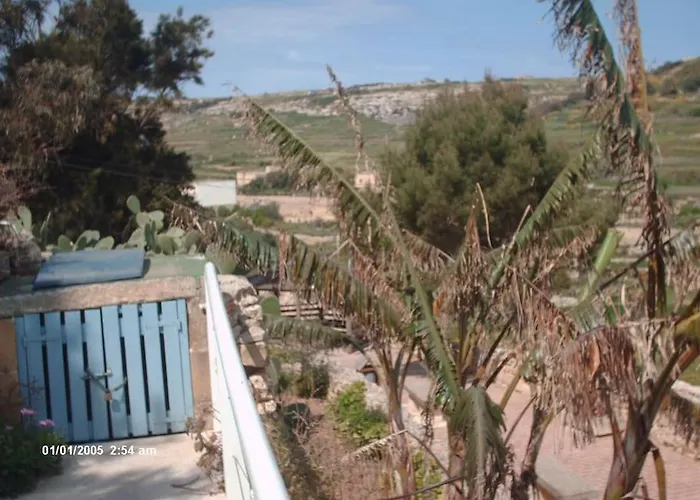 Bebbux Βίλα Munxar